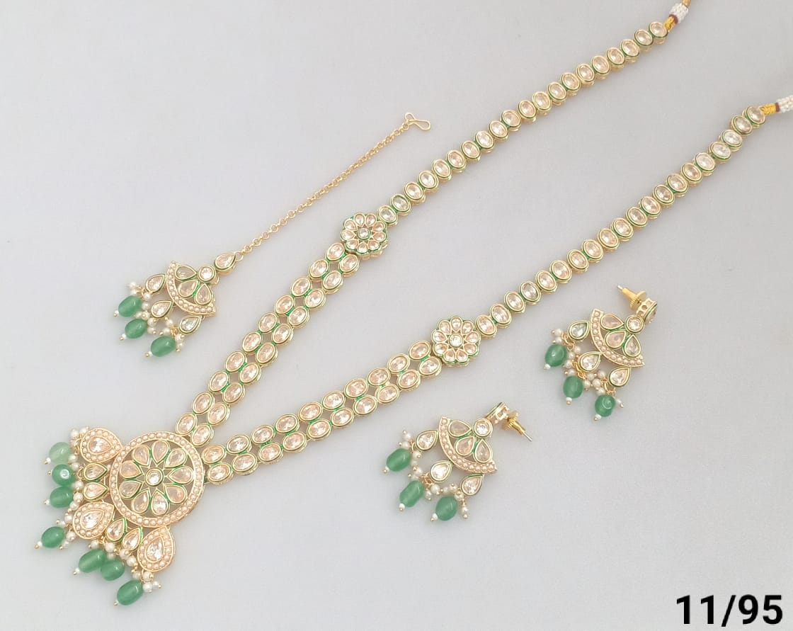 Bridal Kundan Necklace Set with Chandbali Earrings – Handcrafted Traditional Jewelry