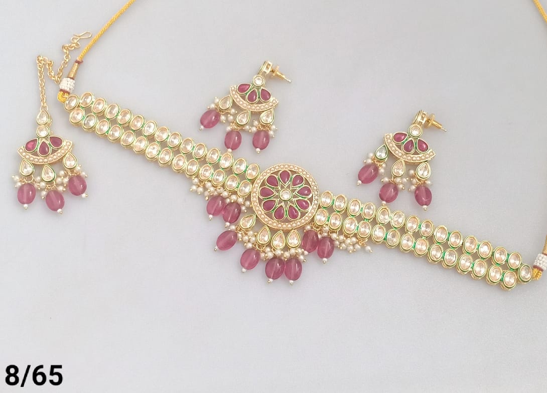 Floral Kundan Choker Necklace Set with Earrings and Maang Tikka