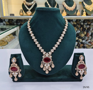Elegant Kundan Stone Necklace Set with Pendant and Matching Earrings – Traditional Ethnic Jewelry