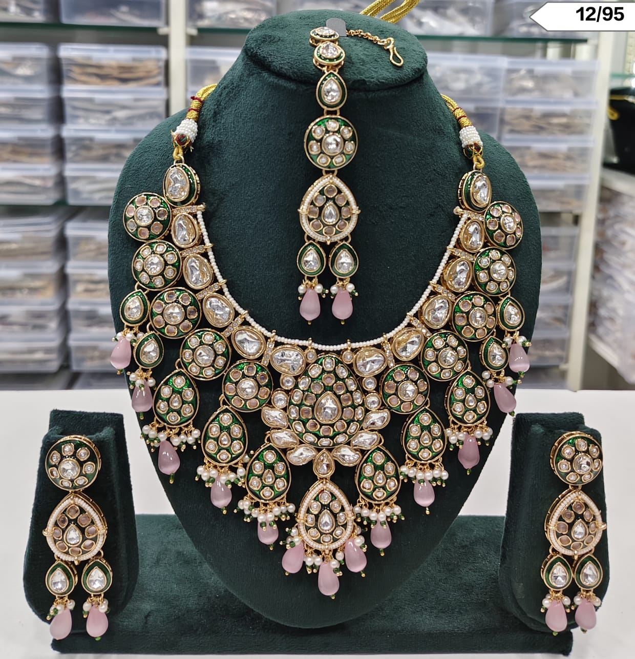 Royal Kundan Bridal Necklace Set with Maang Tikka