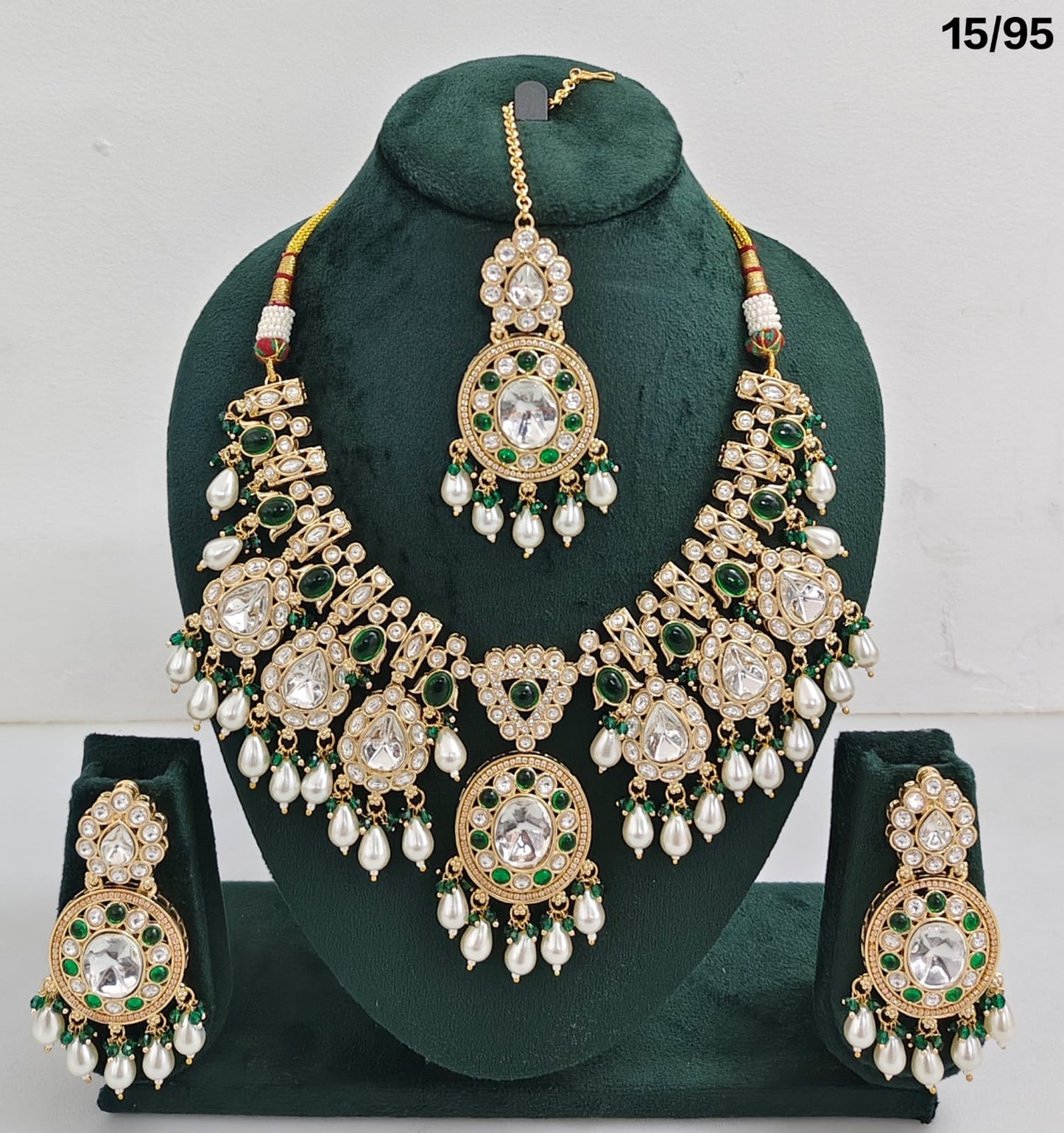 Luxury Kundan Bridal Jewellery Set with Pearls, Earrings & Maang Tikka