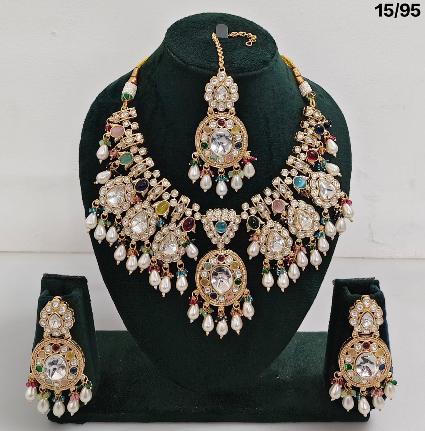 Luxury Kundan Bridal Jewellery Set with Pearls, Earrings & Maang Tikka