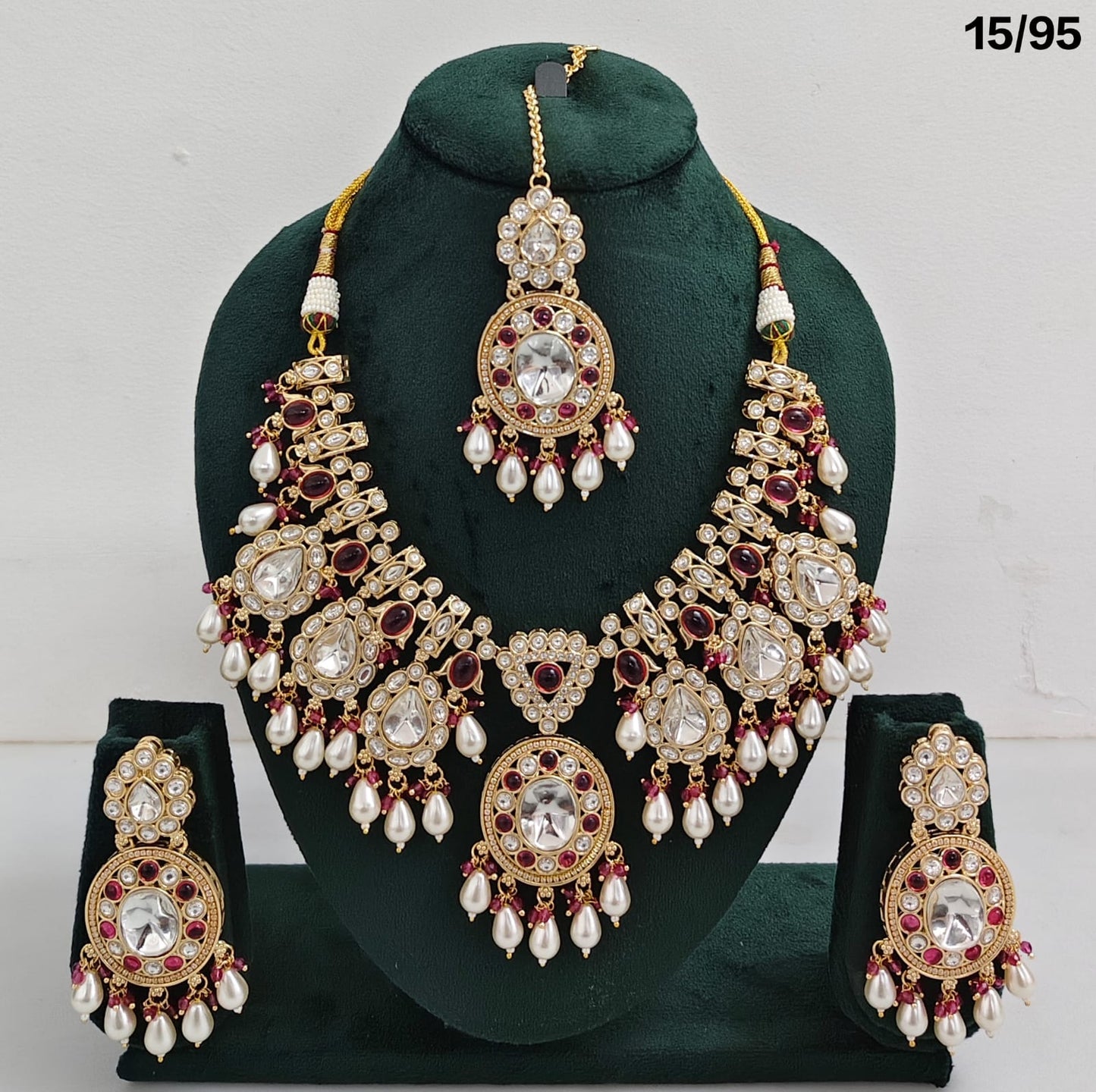 Luxury Kundan Bridal Jewellery Set with Pearls, Earrings & Maang Tikka
