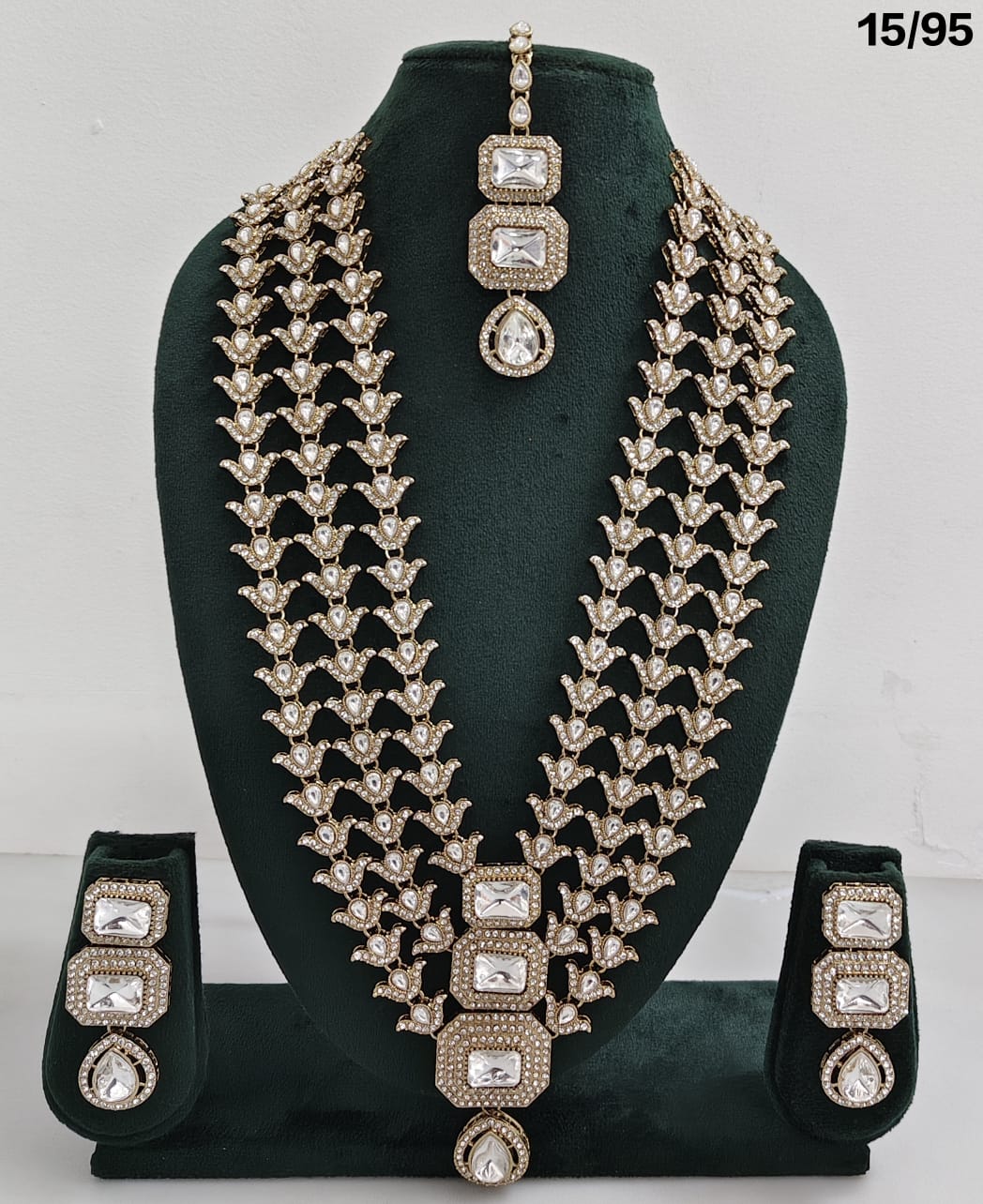 Designer Kundan Stone Necklace Set with Earrings & Maang Tikka – Layered Bridal Look