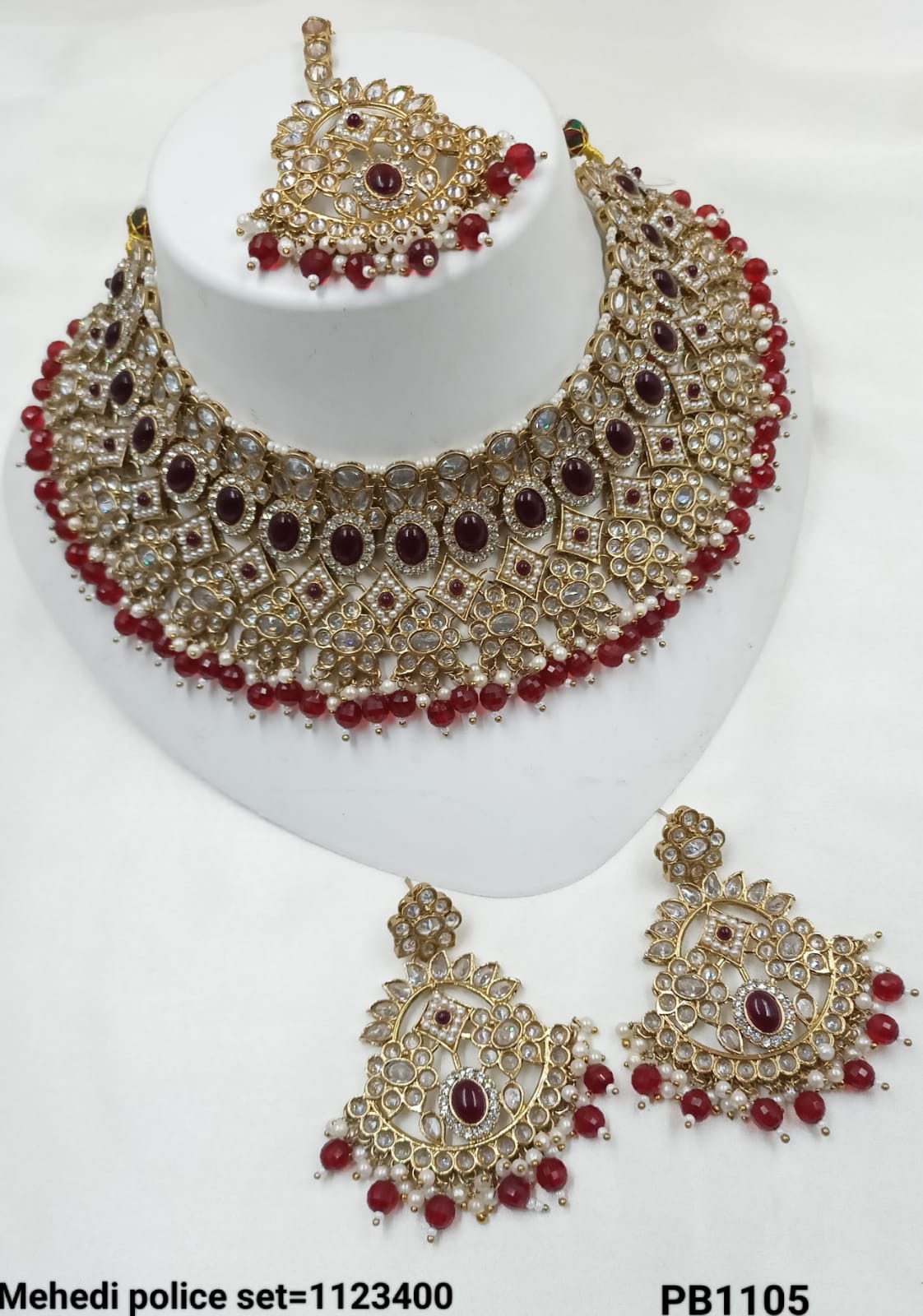 Antique Gold Plated Kundan Necklace Set