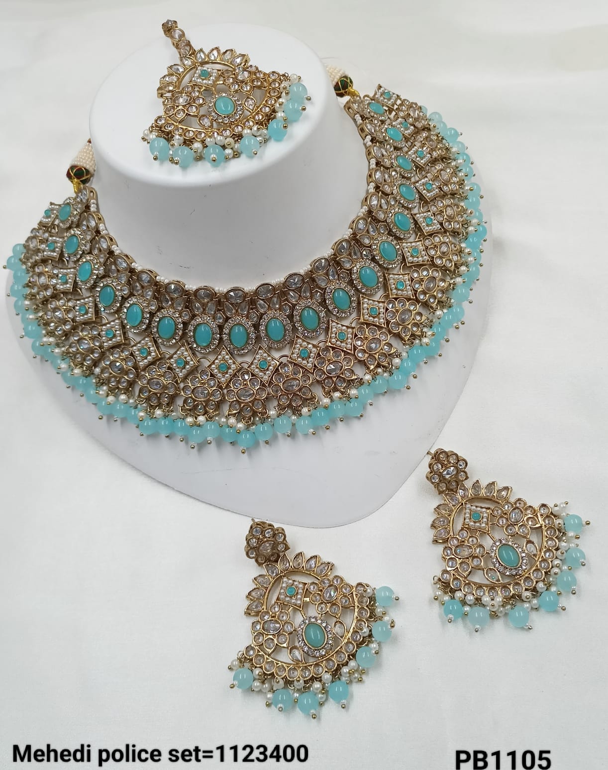 Antique Gold Plated Kundan Necklace Set