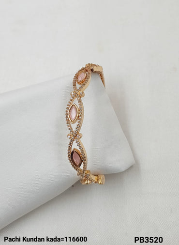 Gold Plated Fashionable Pachi Kundan Bracelet