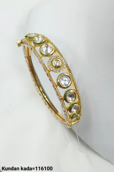 Elegant Traditional Pachi Kundan Bracelet