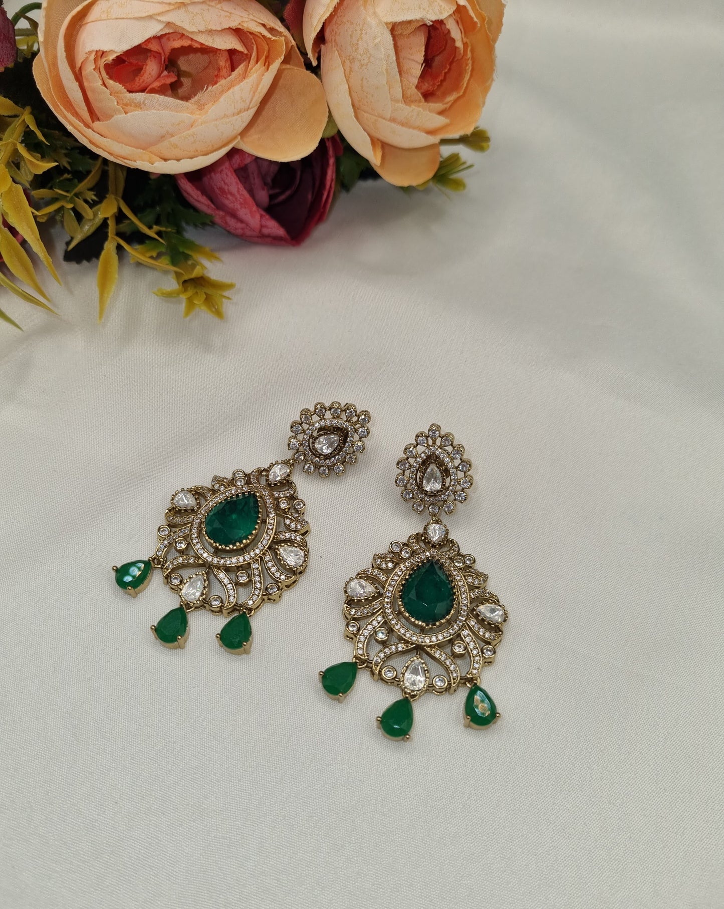 Imperial Arch Kundan Earrings