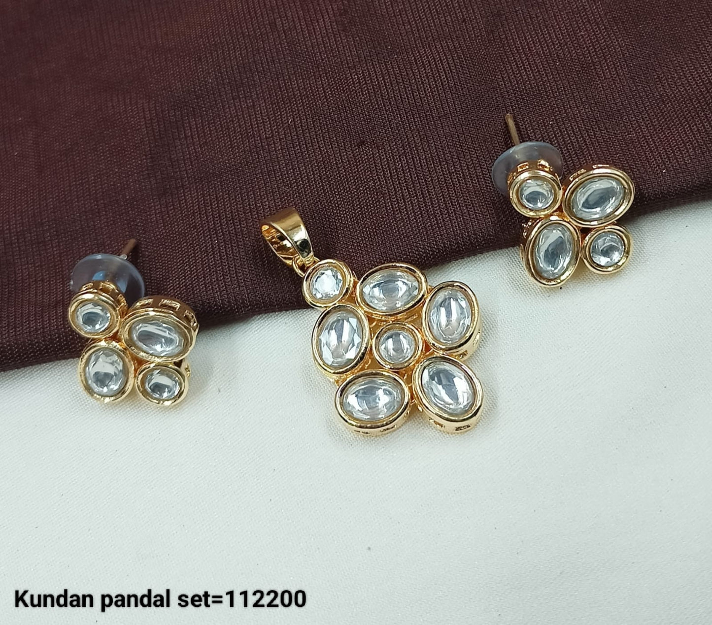 Elegant Kundan Pendant Set with Matching Earrings – Classic Gold & Clear Stone Jewellery