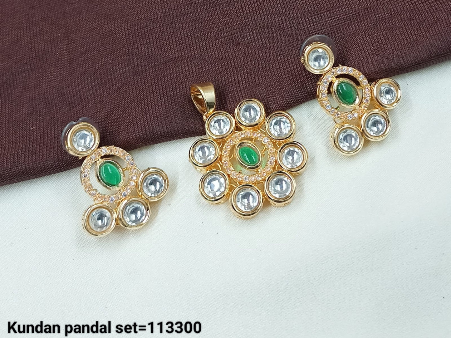 Traditional Kundan Pendant Set with Circular Stone Detailing – Ethnic Wear Jewelry