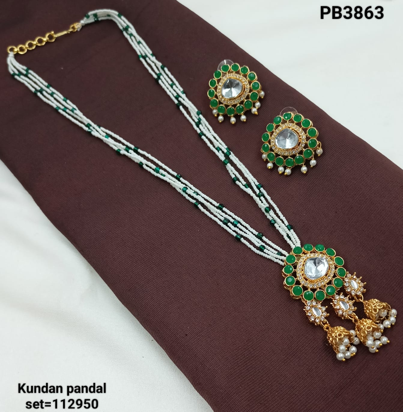 Elegant Kundan Pandal Necklace and Earring Set
