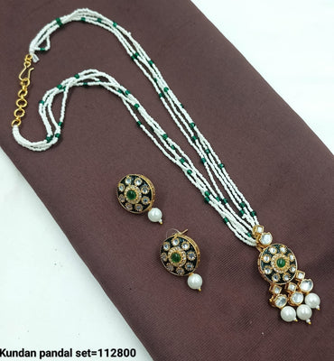 Royal Kundan Jewelry Set with Statement Pendant