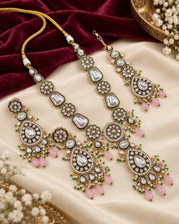 Handcrafted Royal Kundan & Meenakari Jewelry Set