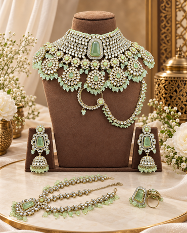 Antique Gold Finish Grand Bridal Jewellery Set