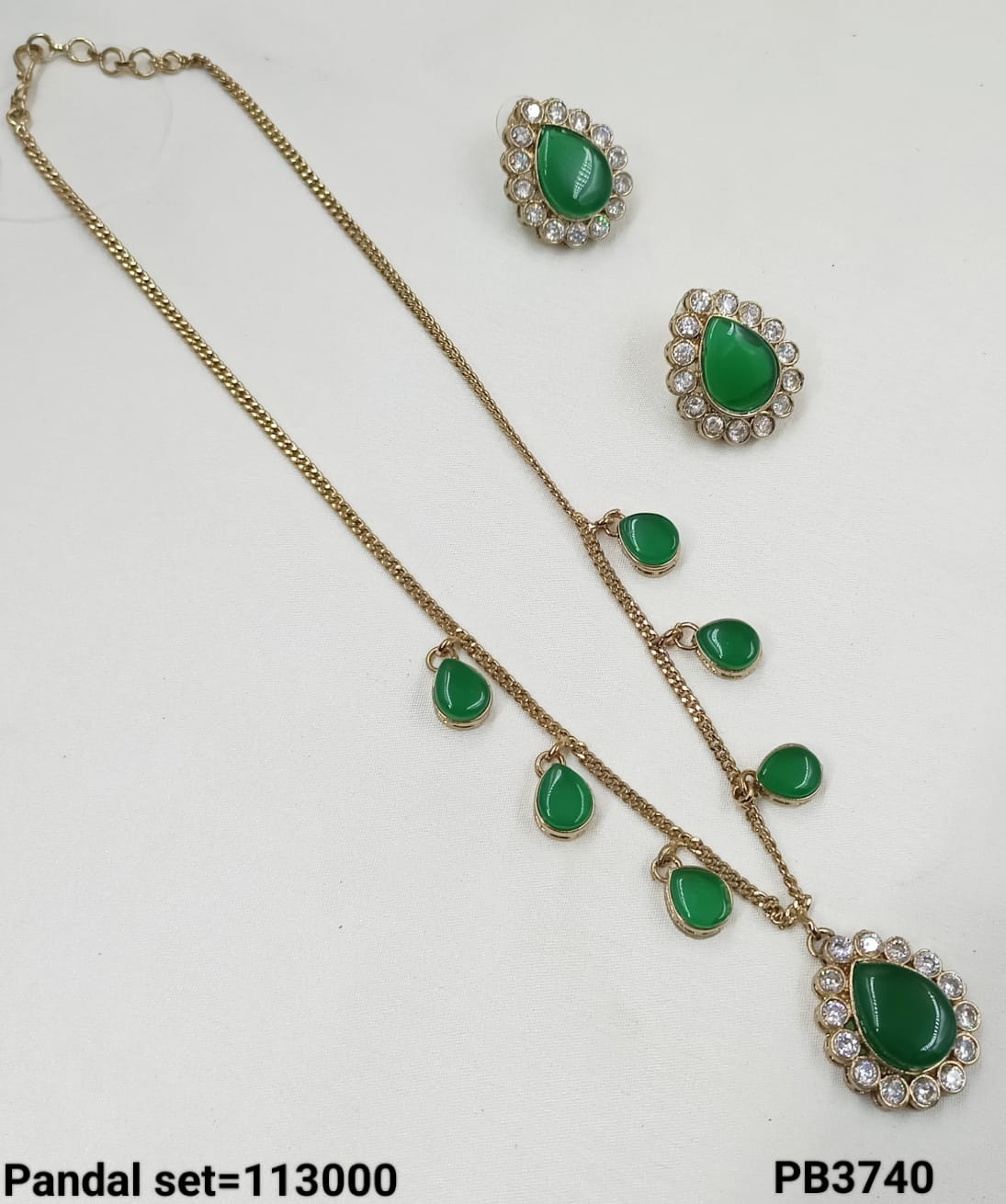 Antique Gold Plated Crystal Pendant Set