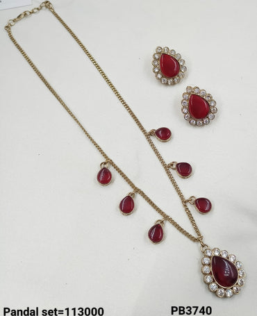 Antique Gold Plated Crystal Pendant Set