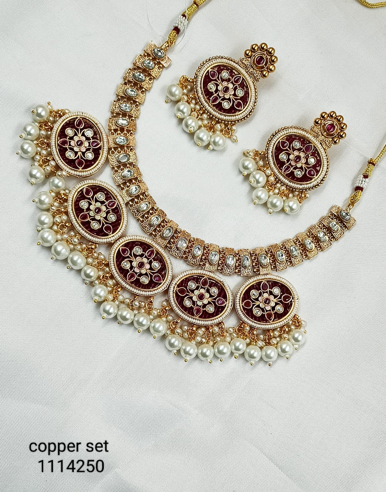 Elegant Traditional Necklace and Earring Set with Pearl Detailing