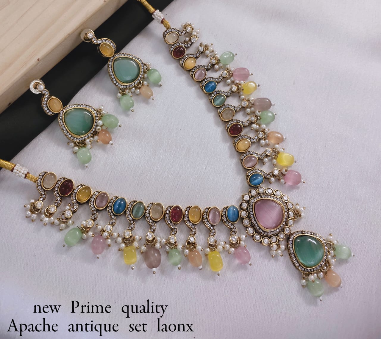 Gold Plated Kundan Stone Copper Jewellery Set
