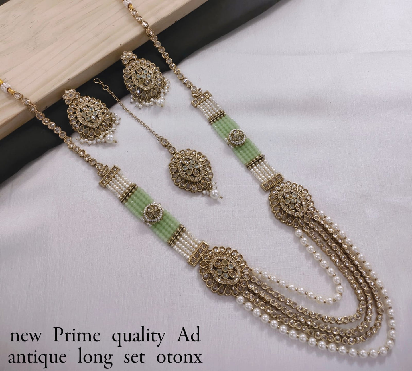 Antique Plated Kundan Stone Copper jewellery Set