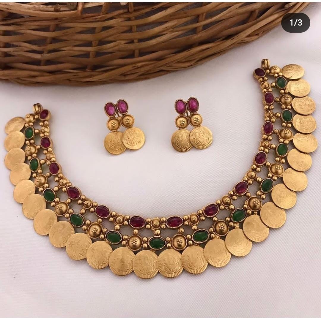 Classic Traditional Gold Plated Oval Shape Laxami Coin Design Temple Choker Necklace With Matching Earring Jewellery Set For Women And Girls