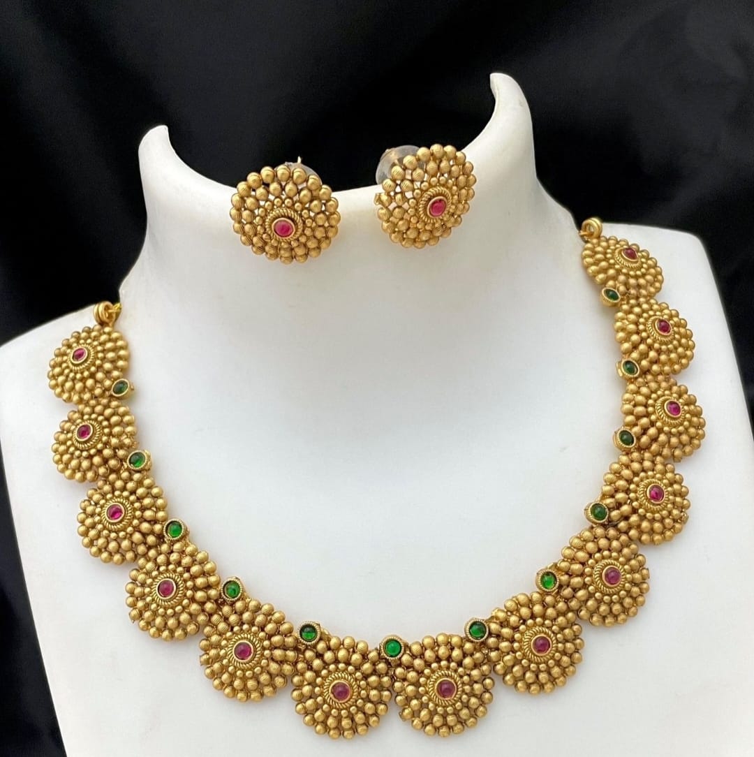 Beautiful Classic Gold Plated Flower Design Circle Shape Temple Choker Necklace With Matching Earring Jewellery Set For Women And Girls