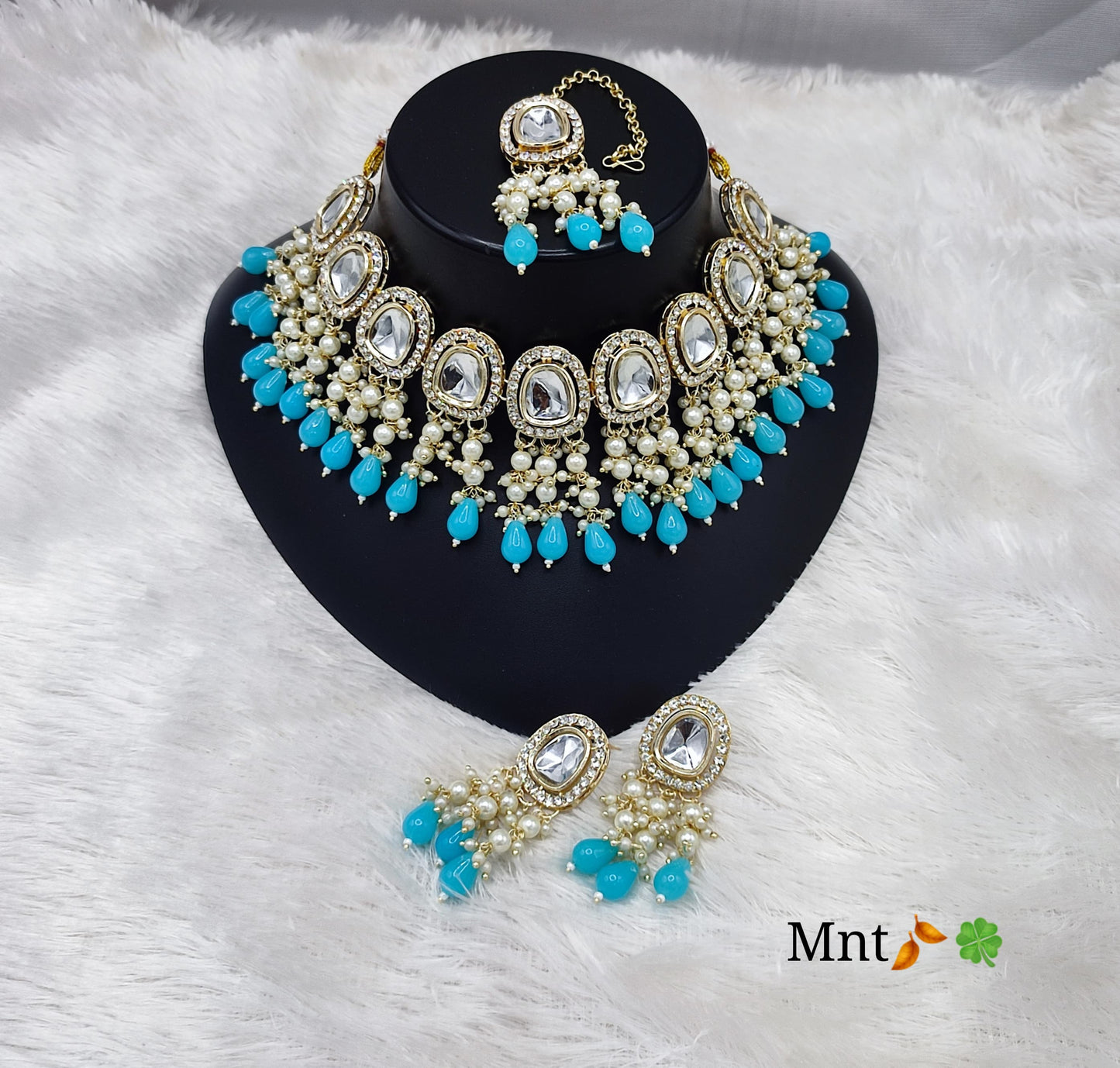Stunning Traditional CZ Stone Set – Perfect for Any Occasion