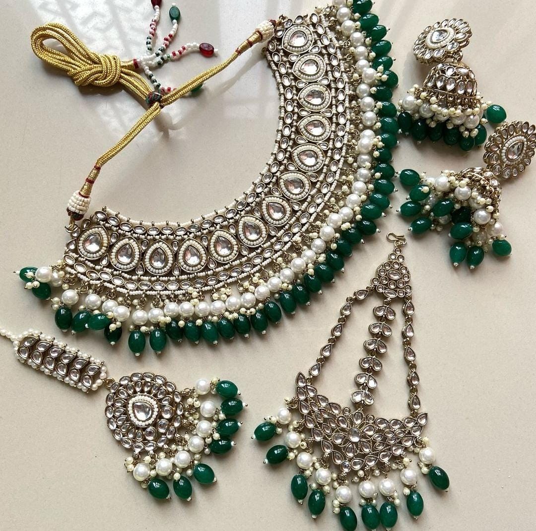 Kundan Stone Antique Gold Plated Choker Jewellery Set