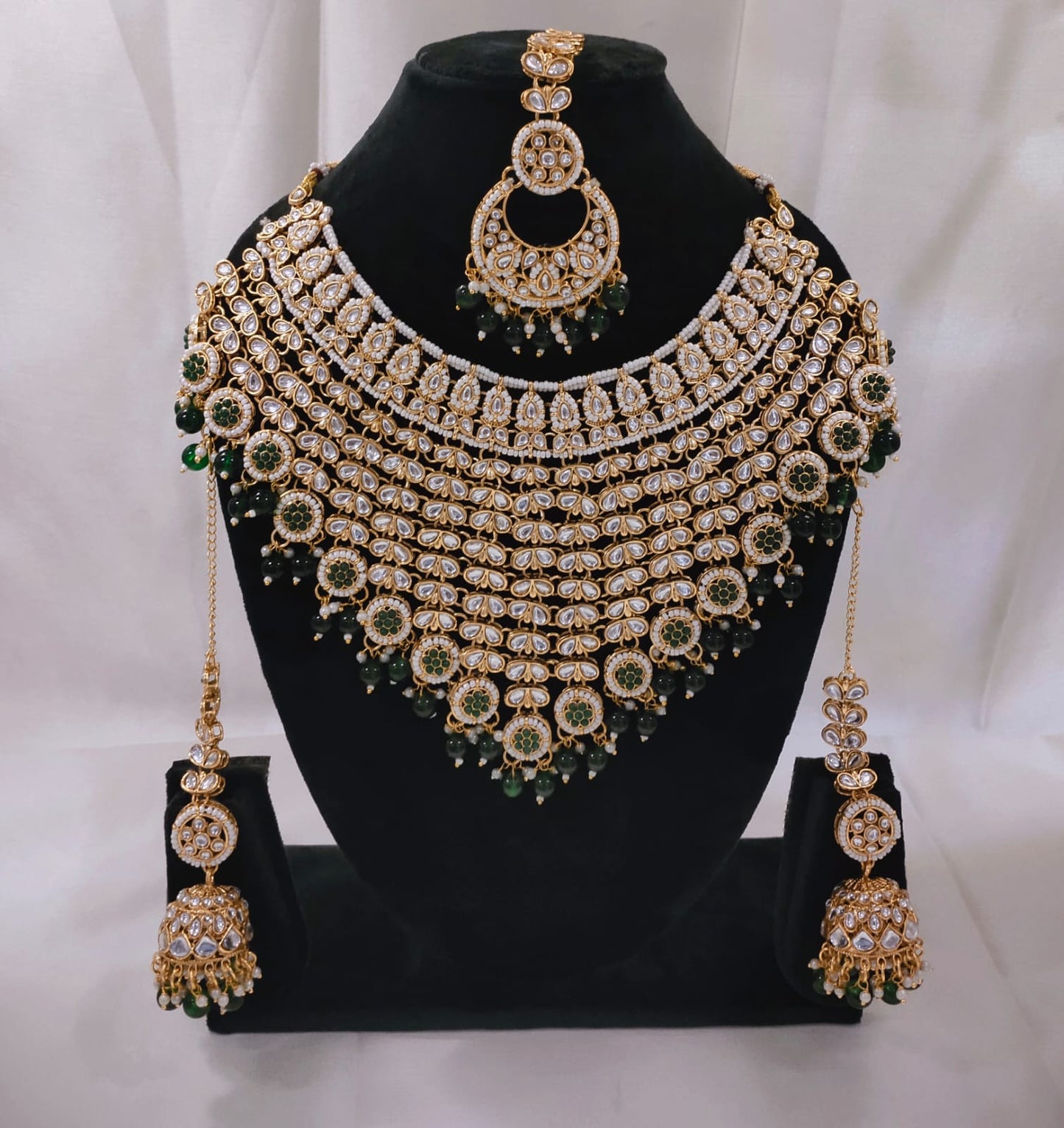 Gold Plated Jewellery Set For Woman