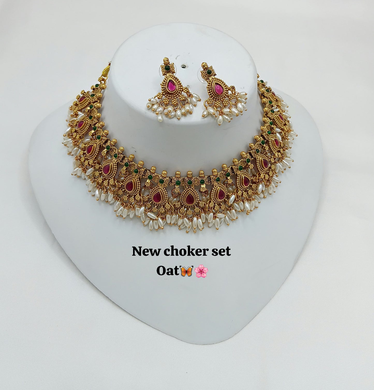 Traditional Pearl Cluster Temple Choker Set
