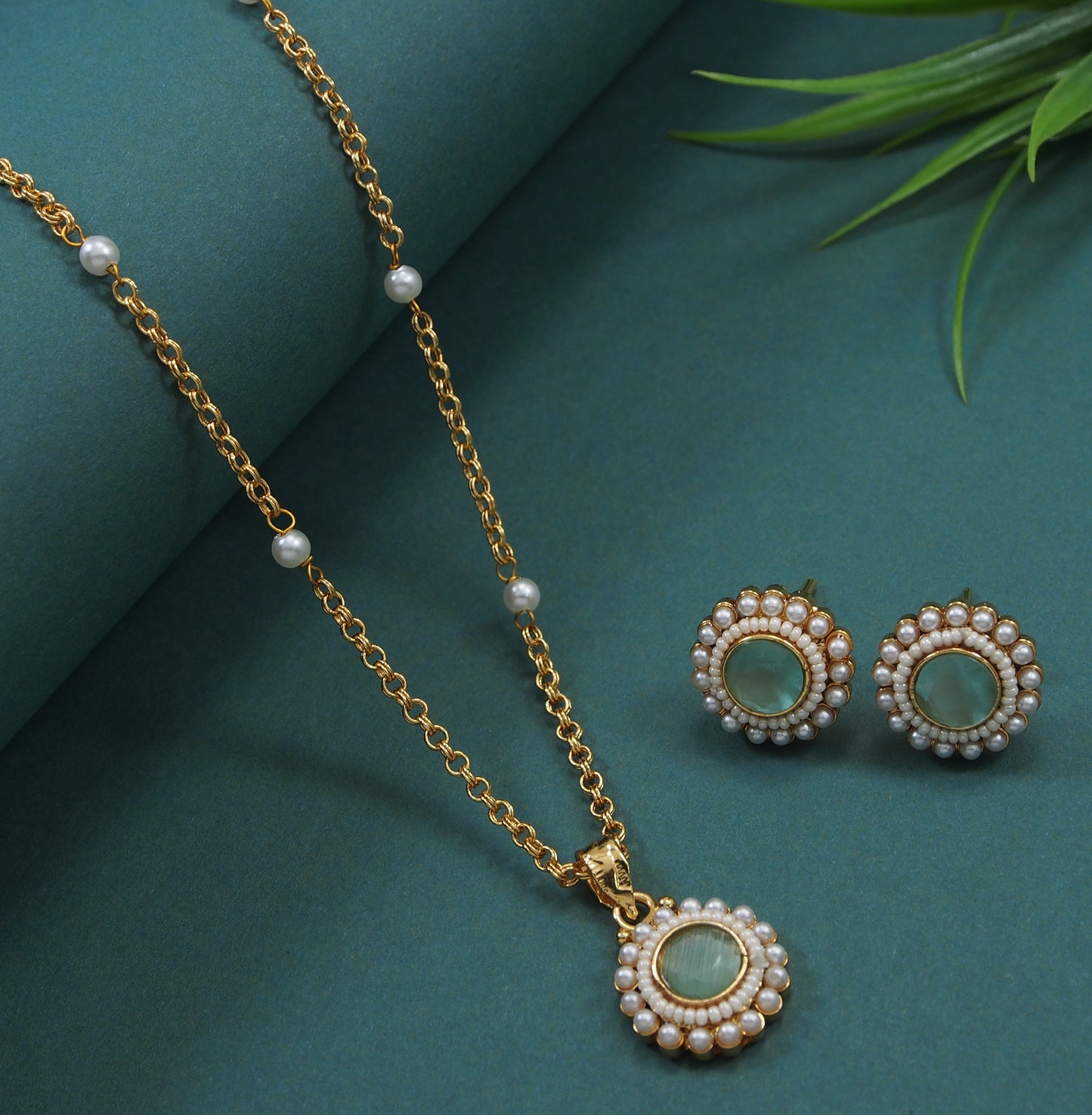 Gold-Plated Chain Pendant Set with Matching Earrings