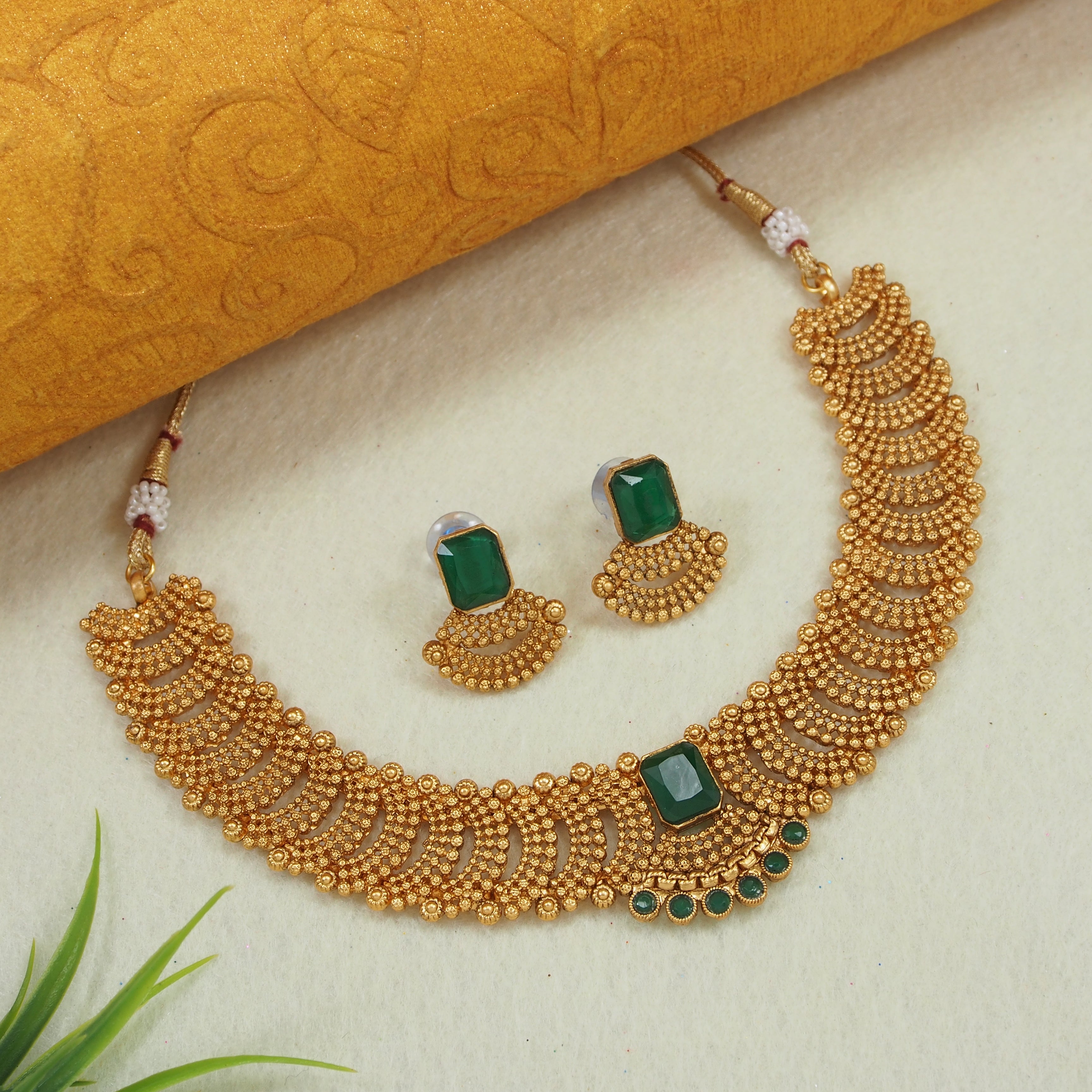 Fashionable Gold Toned Square Shape Green Stone Studded Choker Temple Necklace With Matching Earring For Women And Girls