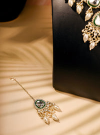 Emerald Green Meena & Pearl Drops Choker Set
