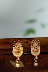 Oval Lakshmi  Kemp Stone Temple Jewellery Set