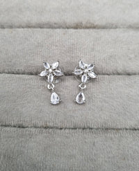 Delicate Blossom Teardrop American Diamond Choker Set