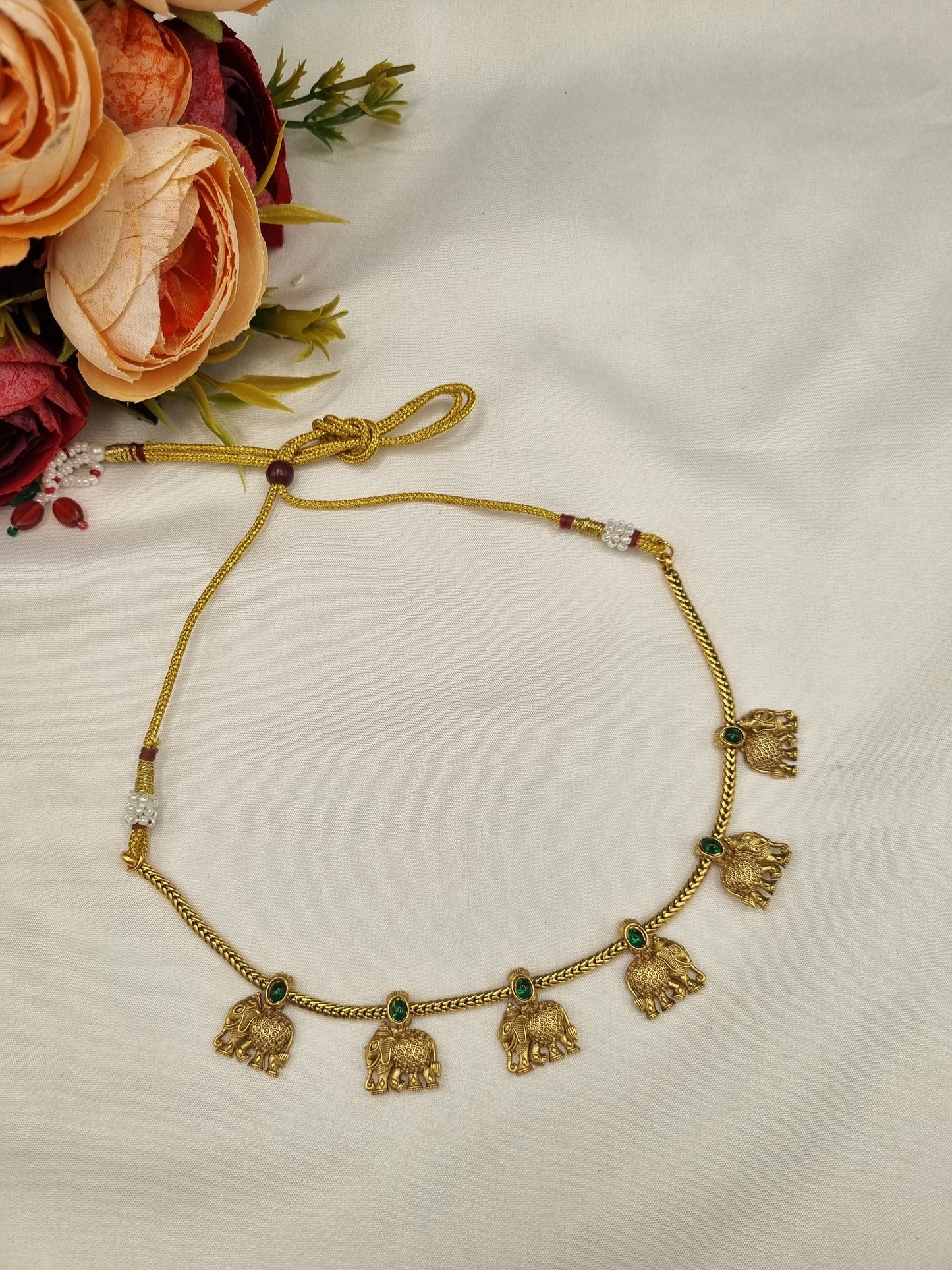SUTHON STYLE ELEPHANT MOTIF CHARM NECKLACE SET