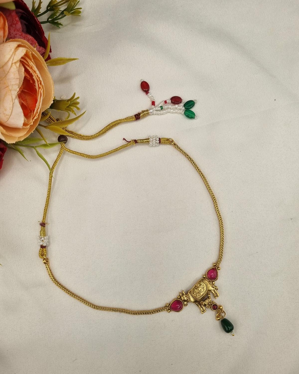 South Style Cow Motif Necklace Set