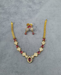 Sparkling Green Teardrop AD Necklace Set