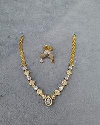 Sparkling Green Teardrop AD Necklace Set