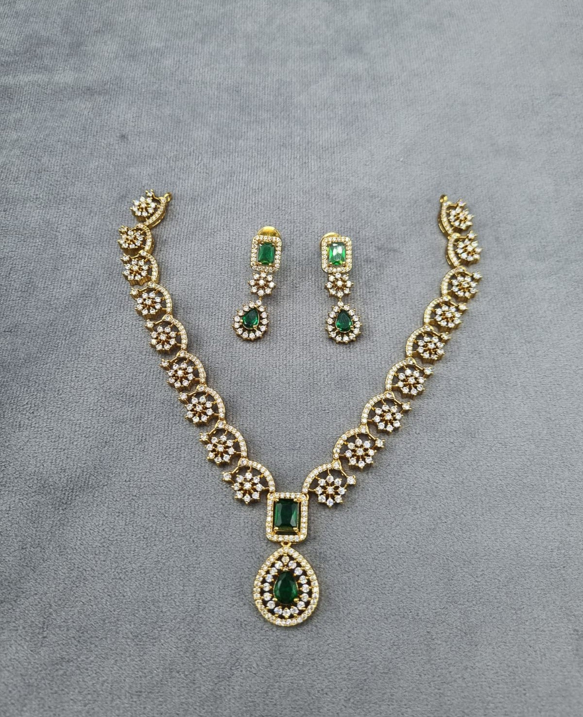 Floral Link Necklace & Matching Drop Earrings