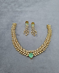 Emerald Leafy Link Necklace Set