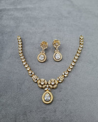 Teardrop Pendant Necklace & Matching Drop Earrings