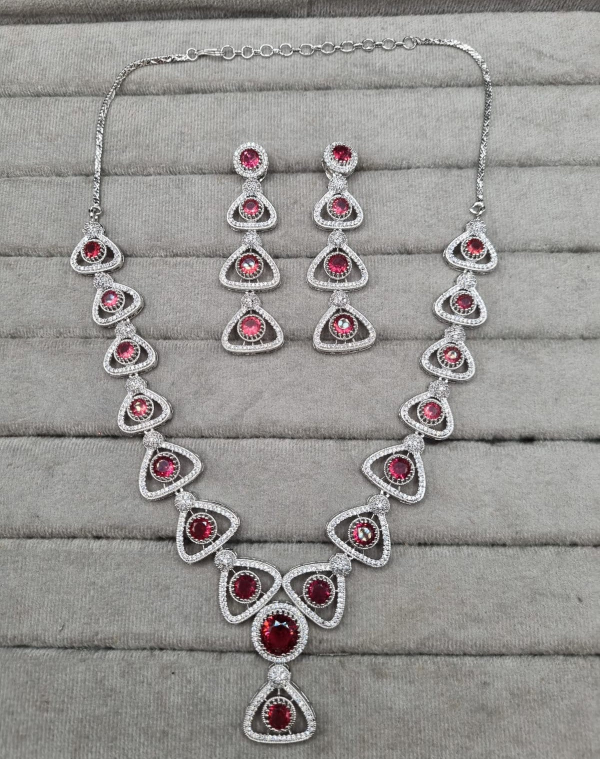Triangular Link Silver AD Jewellery Set