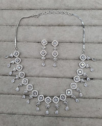 Geometric Link Set with Teardrop Jewellery set