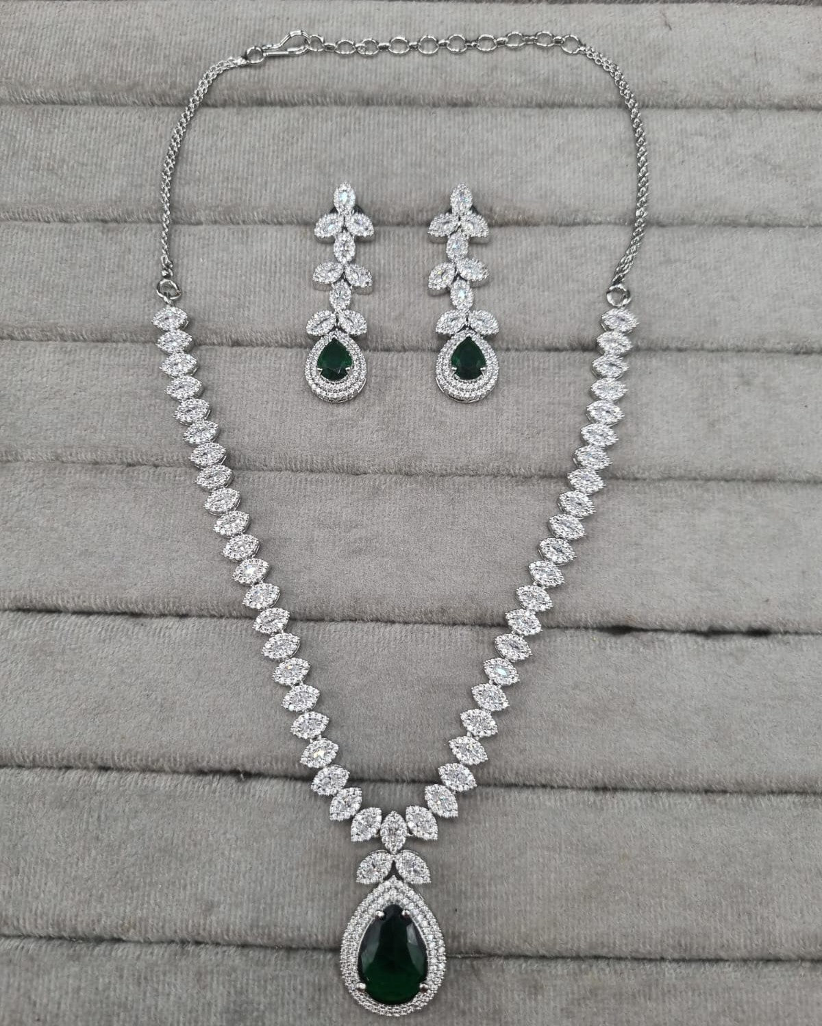 Luxurious Blush Pink Silver AD Jewellery Set