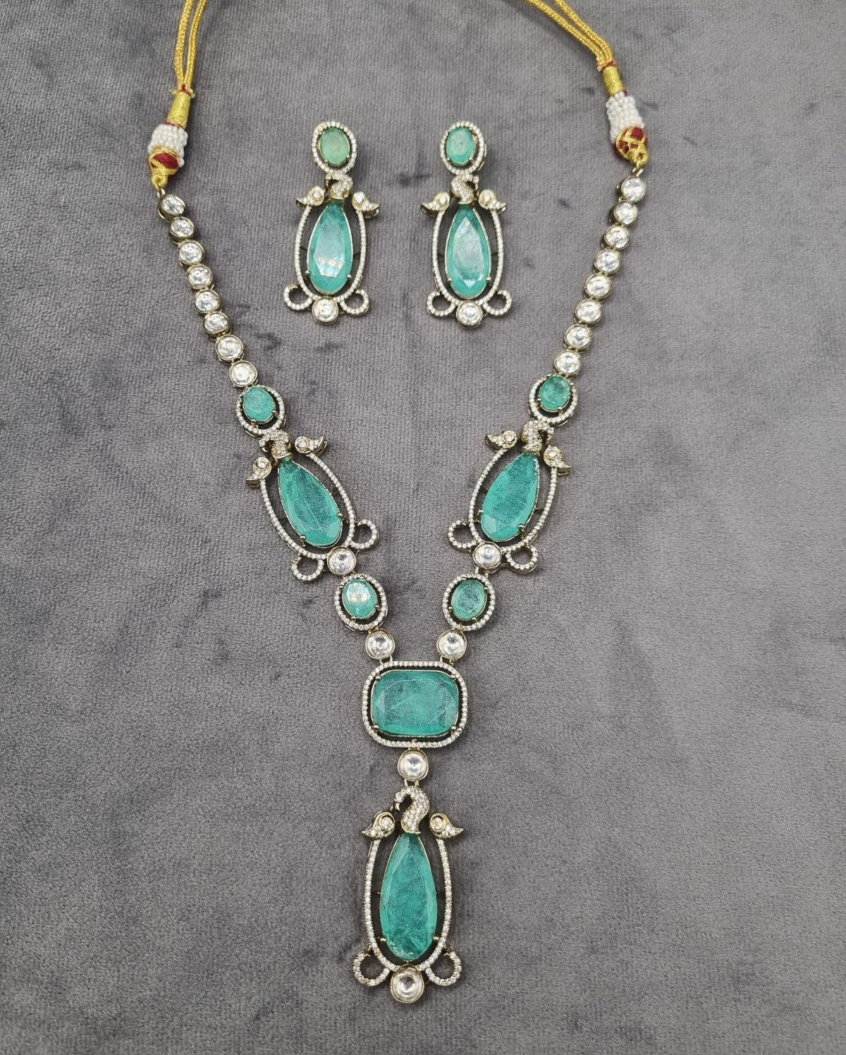 Elegant Long Emerald Necklace With Drop Earrings