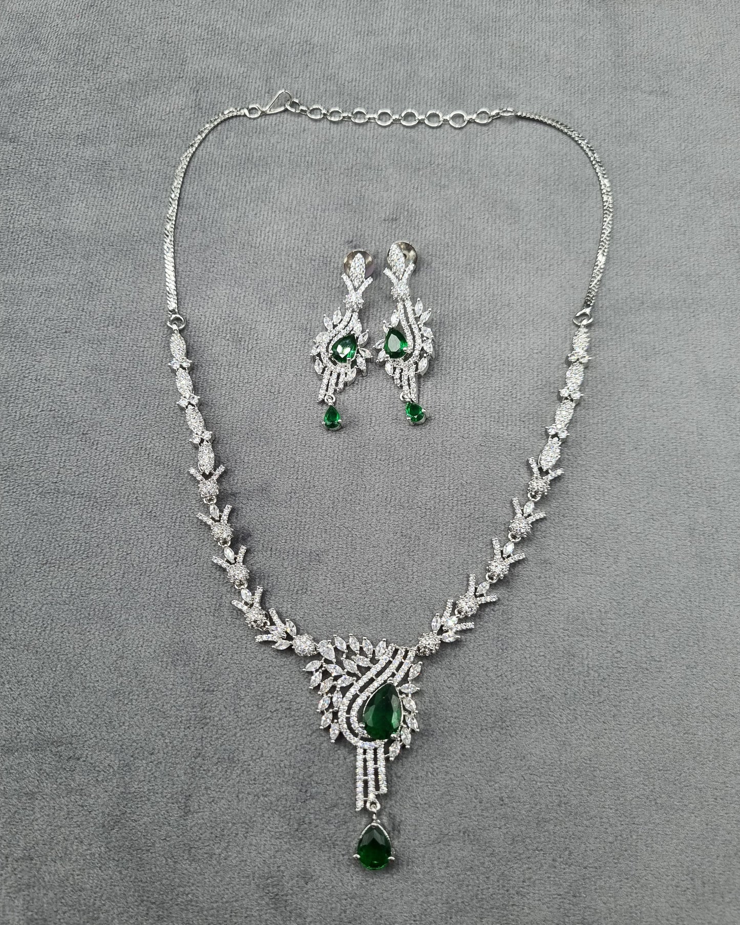 Imperial White American Diamond Teardrop Jewelry Set