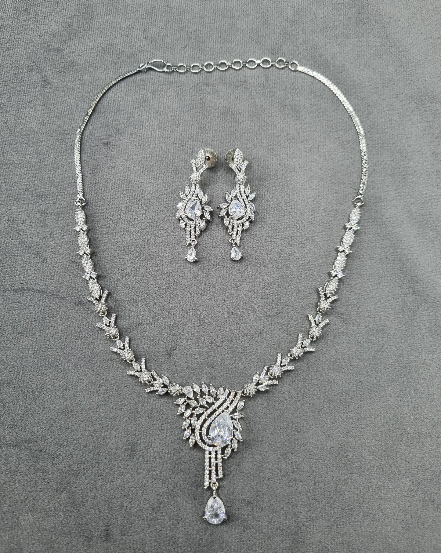 Imperial White American Diamond Teardrop Jewelry Set