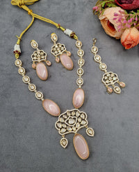 The Royal Emerald AD Jewelry Set