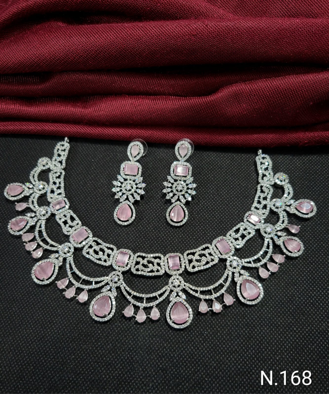 Fashionable American Diamond Silver Toned Studded Jewellery Set With earring Necklace Set